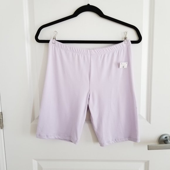 $5 Add-on | High waisted biker shorts (medium) - Picture 2 of 8